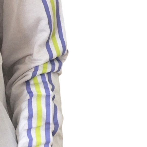 SPLENDID Top Vented Slit Back White Rayon Fitness Tee Athletic Workout Yoga - Picture 6 of 11